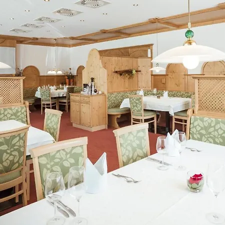 Die Linde Hotel 4*