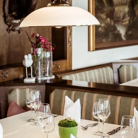 Linde Hotel 4*